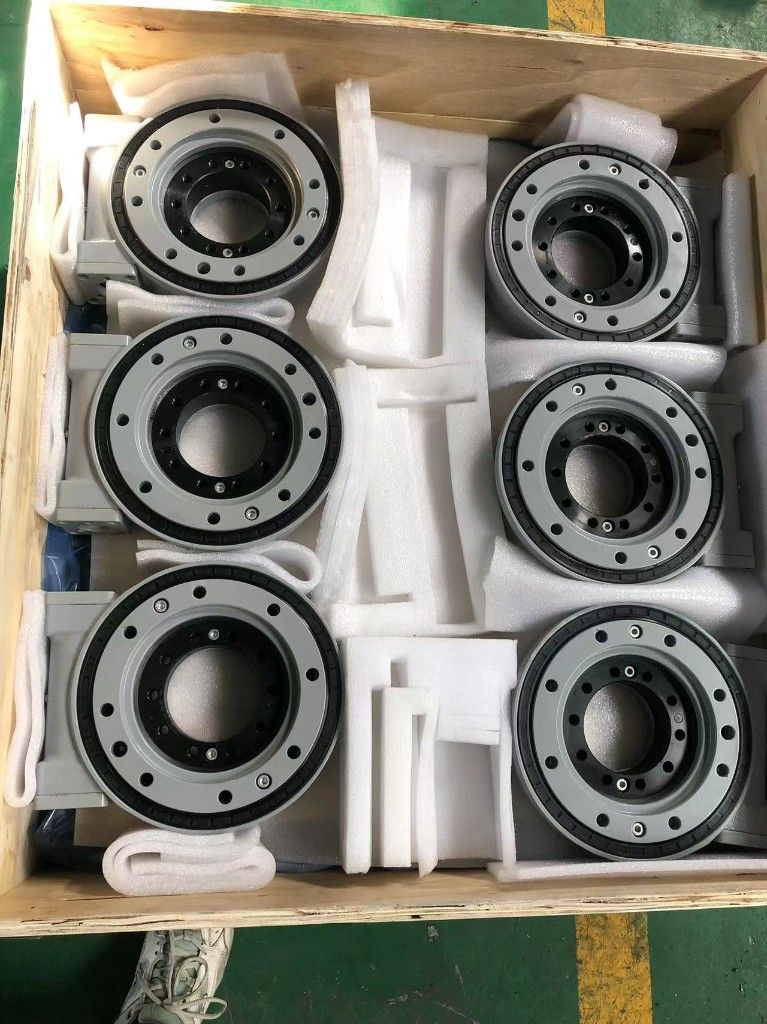 SC7 7-Inch Slewing Drive | 24VDC Worm Gear Rotary Actuator for Solar Tracker thumbnail 3