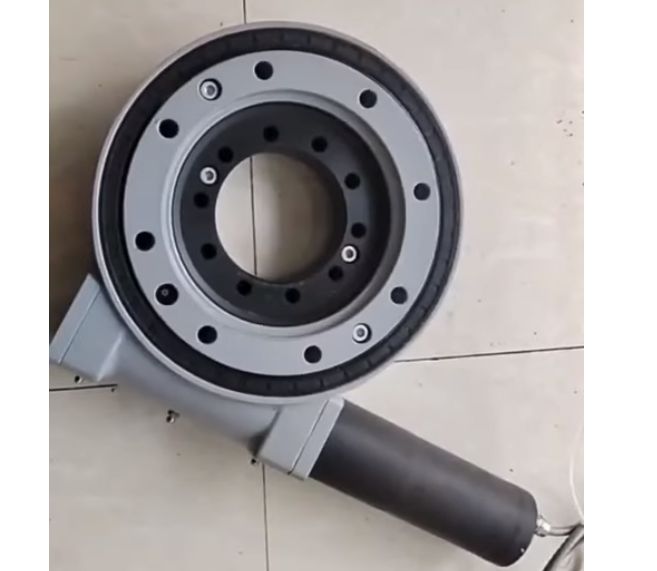 SC7 7-Inch Slewing Drive | 24VDC Worm Gear Rotary Actuator for Solar Tracker thumbnail 4